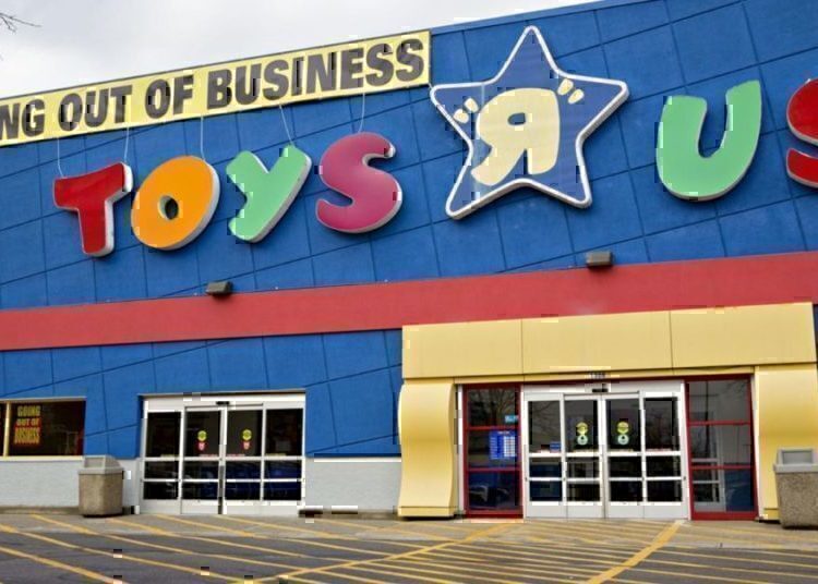 toys r us reopening Military Spouse