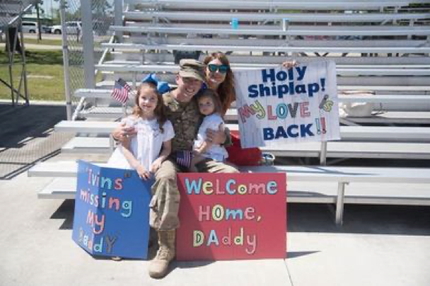 10 Best Deployment Homecoming Signs