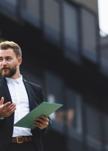 Why Military Spouses Should Get Real Estate Licenses